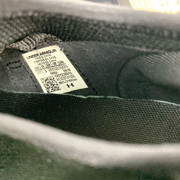 UNDER ARMOUR SC Steph Curry Black Multicolored Casual Sneakers Sz 3.5 Basketball - Picture 8 of 8